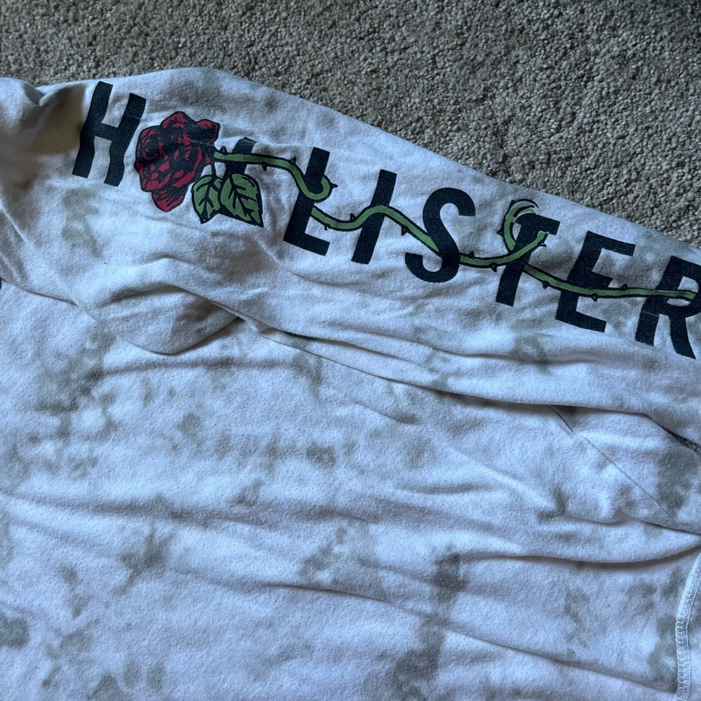 Hollister White Tie-Dye Long Sleeve - Picture 3 of 5